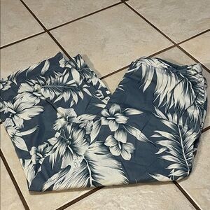 Tommy Bahama Stretch Floral Print Pants in Blue and White